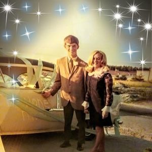 Meet your Posher, Bee